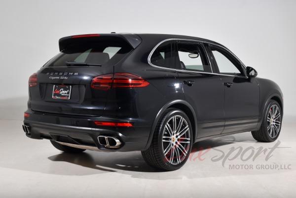 Used 2015 Porsche Cayenne Turbo | Woodbury, NY