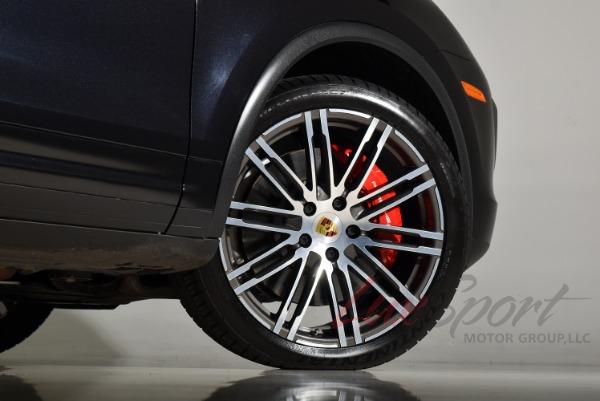 Used 2015 Porsche Cayenne Turbo | Woodbury, NY