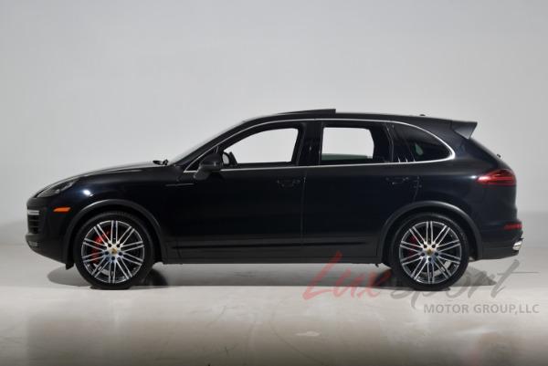 Used 2015 Porsche Cayenne Turbo | Woodbury, NY