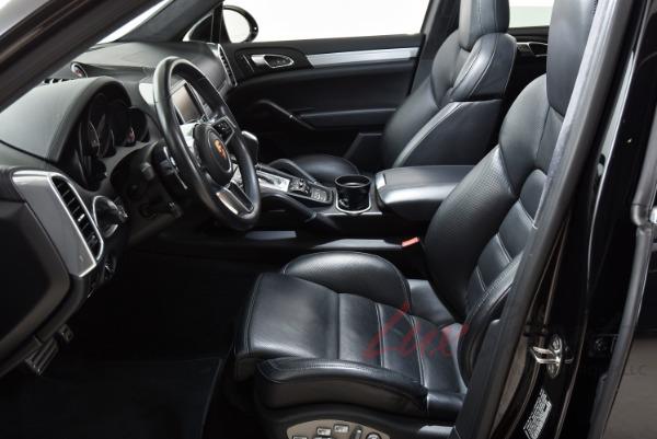 Used 2015 Porsche Cayenne Turbo | Woodbury, NY