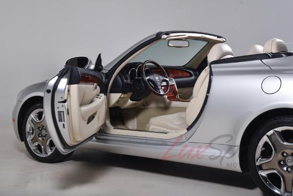 Used 2006 Lexus SC 430  | Woodbury, NY