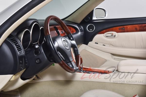 Used 2006 Lexus SC 430  | Woodbury, NY
