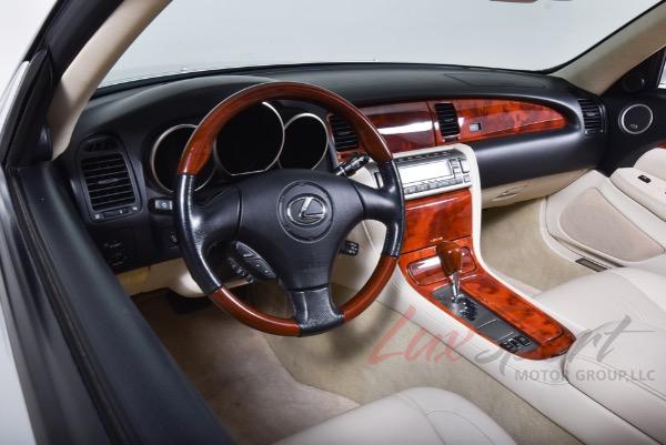 Used 2006 Lexus SC 430  | Woodbury, NY