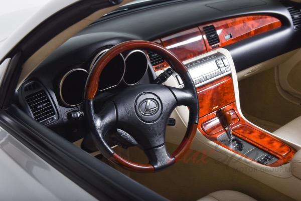 Used 2006 Lexus SC 430  | Woodbury, NY