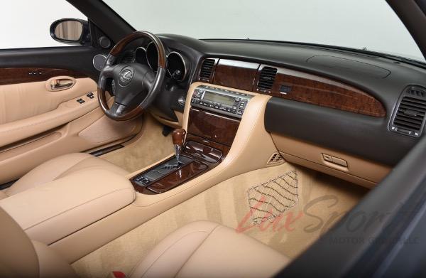 Used 2008 Lexus SC 430  | Woodbury, NY