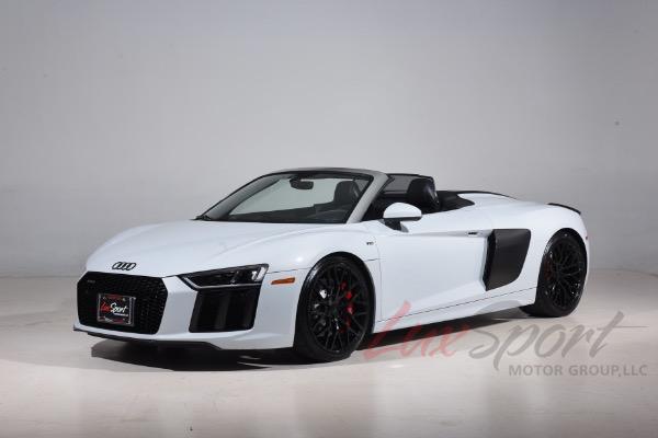 Used 2017 Audi R8 5.2 quattro V10 Spyder | Woodbury, NY