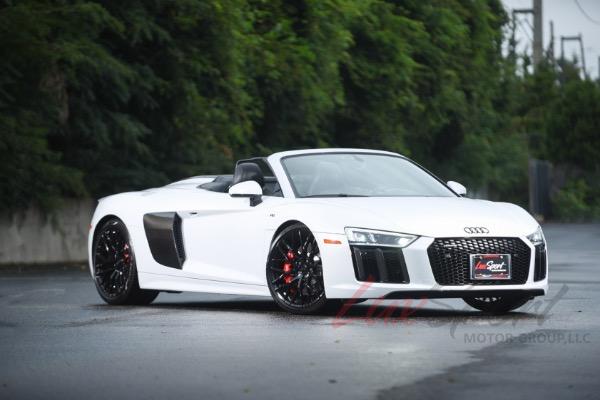 Used 2017 Audi R8 5.2 quattro V10 Spyder | Woodbury, NY