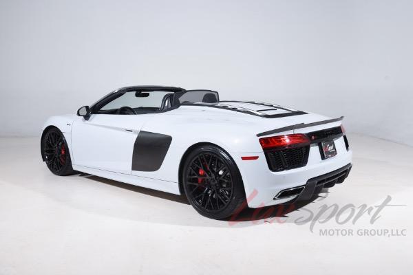 Used 2017 Audi R8 5.2 quattro V10 Spyder | Woodbury, NY