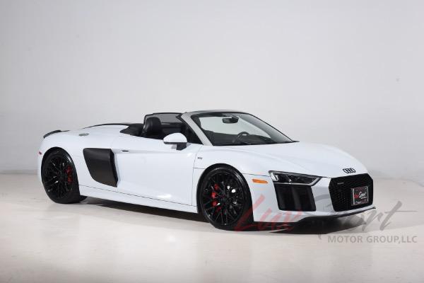 Used 2017 Audi R8 5.2 quattro V10 Spyder | Woodbury, NY