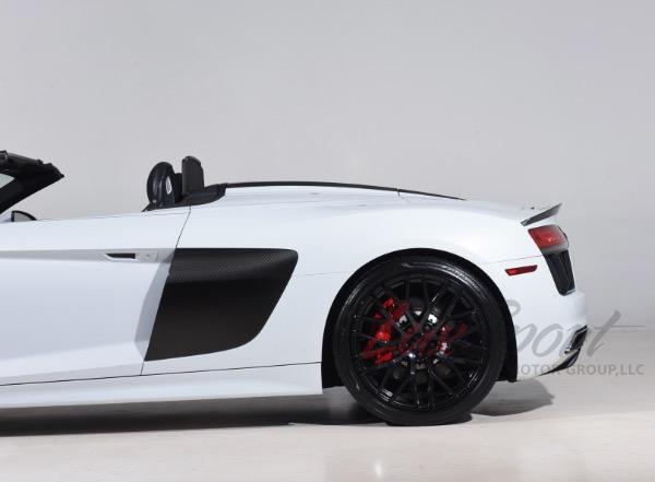 Used 2017 Audi R8 5.2 quattro V10 Spyder | Woodbury, NY