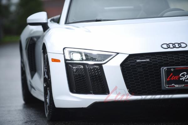 Used 2017 Audi R8 5.2 quattro V10 Spyder | Woodbury, NY