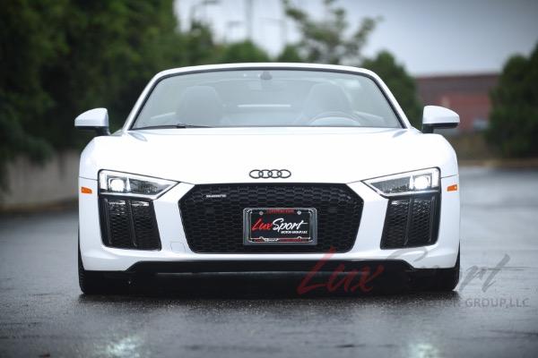 Used 2017 Audi R8 5.2 quattro V10 Spyder | Woodbury, NY