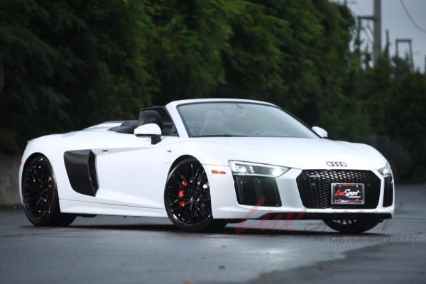 Used 2017 Audi R8 5.2 quattro V10 Spyder | Woodbury, NY