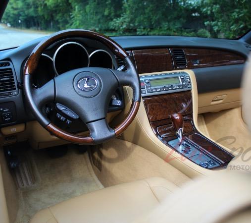 Used 2008 Lexus SC 430  | Woodbury, NY
