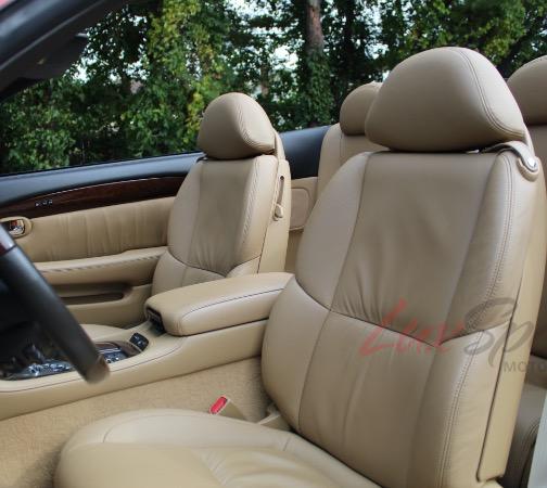 Used 2008 Lexus SC 430  | Woodbury, NY