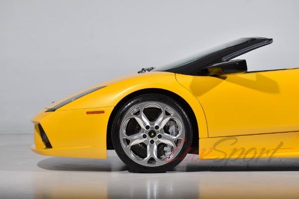 Used 2005 Lamborghini Murcielago Roadster | Woodbury, NY