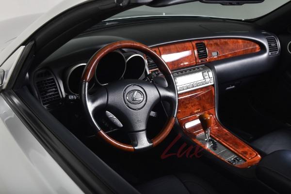 Used 2008 Lexus SC 430  | Woodbury, NY