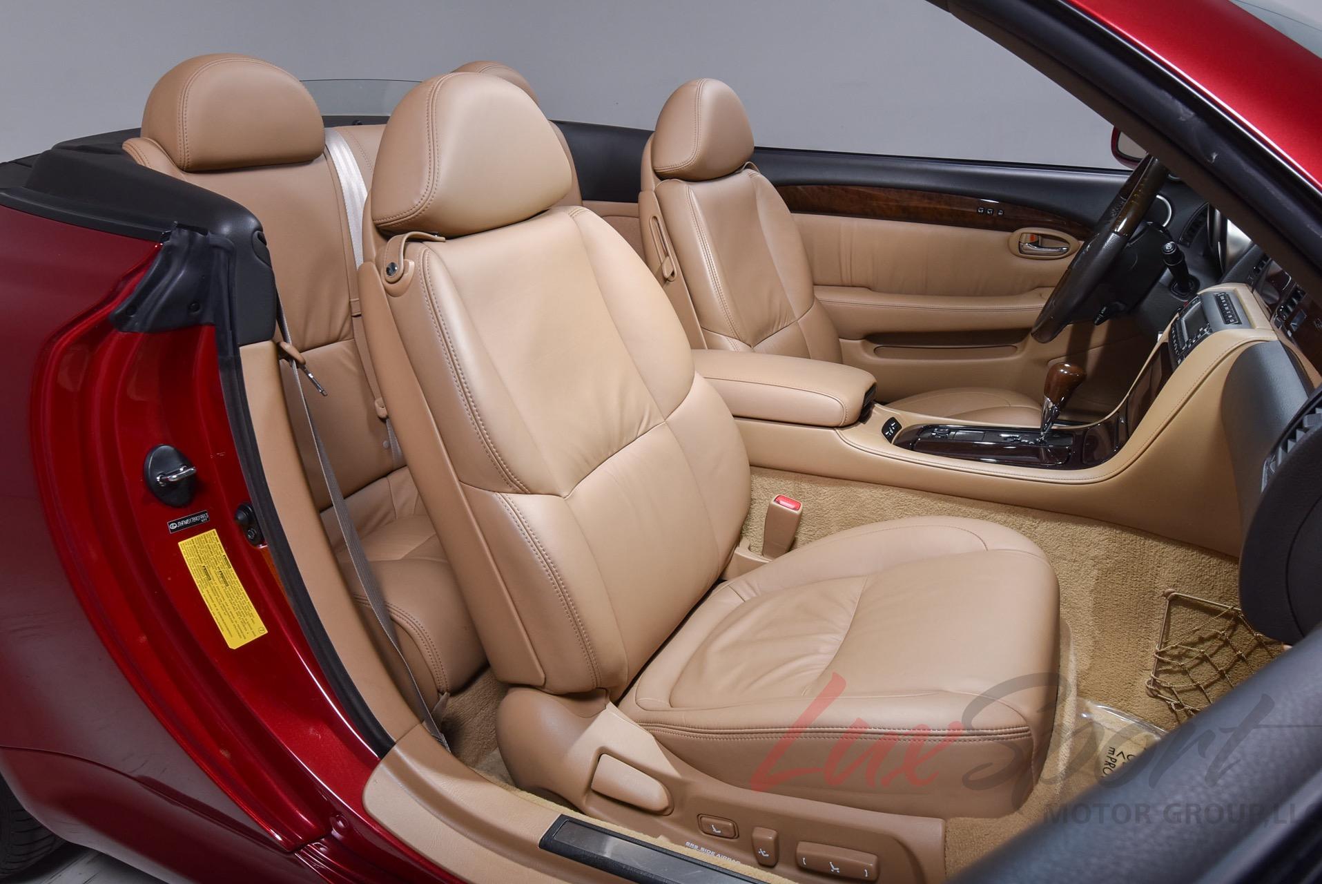 Lexus SC SC430 (base) 2001 Price & Specs | CarsGuide