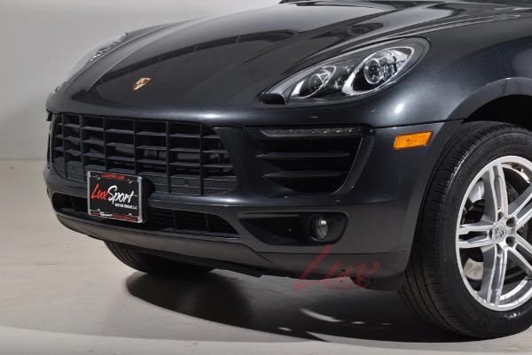 Used 2018 Porsche Macan  | Woodbury, NY