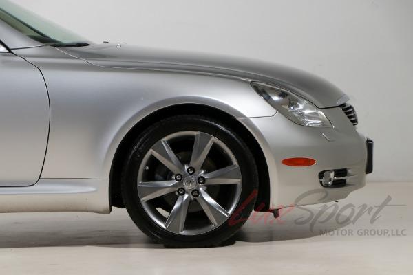 Used 2010 Lexus SC 430  | Woodbury, NY