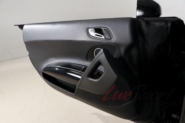 Used 2012 Audi R8 5.2 quattro | Woodbury, NY