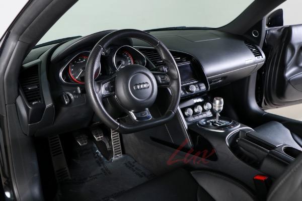 Used 2012 Audi R8 5.2 quattro | Woodbury, NY