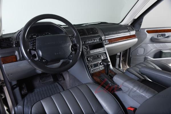 Used 1999 Land Rover Range Rover 4.0 SE | Woodbury, NY