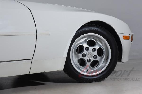 Used 1986 Porsche 944  | Woodbury, NY