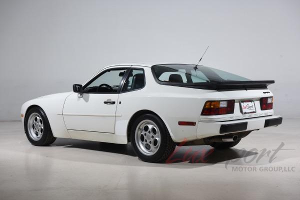 Used 1986 Porsche 944  | Woodbury, NY