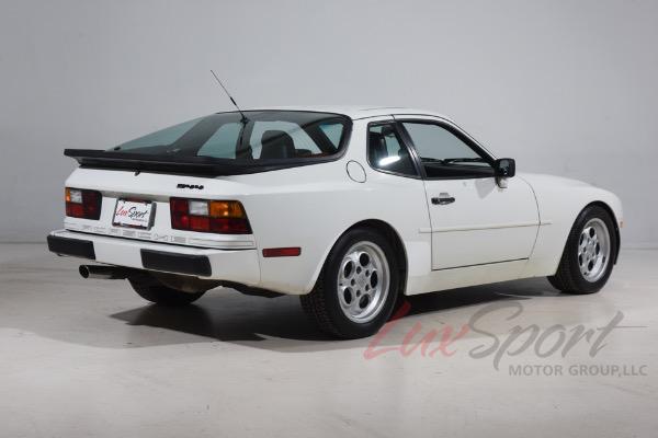 Used 1986 Porsche 944  | Woodbury, NY