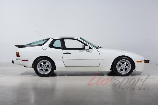 Used 1986 Porsche 944  | Woodbury, NY