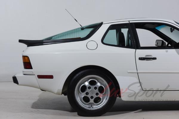 Used 1986 Porsche 944  | Woodbury, NY