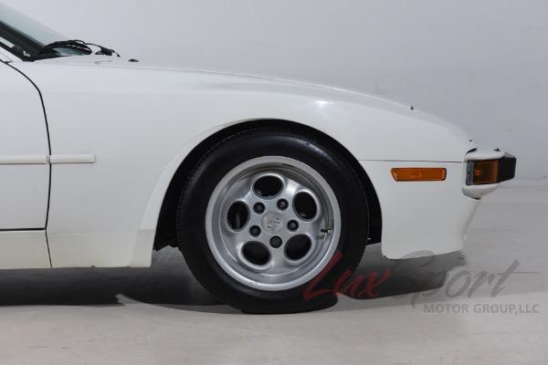 Used 1986 Porsche 944  | Woodbury, NY