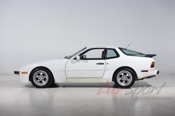 Used 1986 Porsche 944  | Woodbury, NY