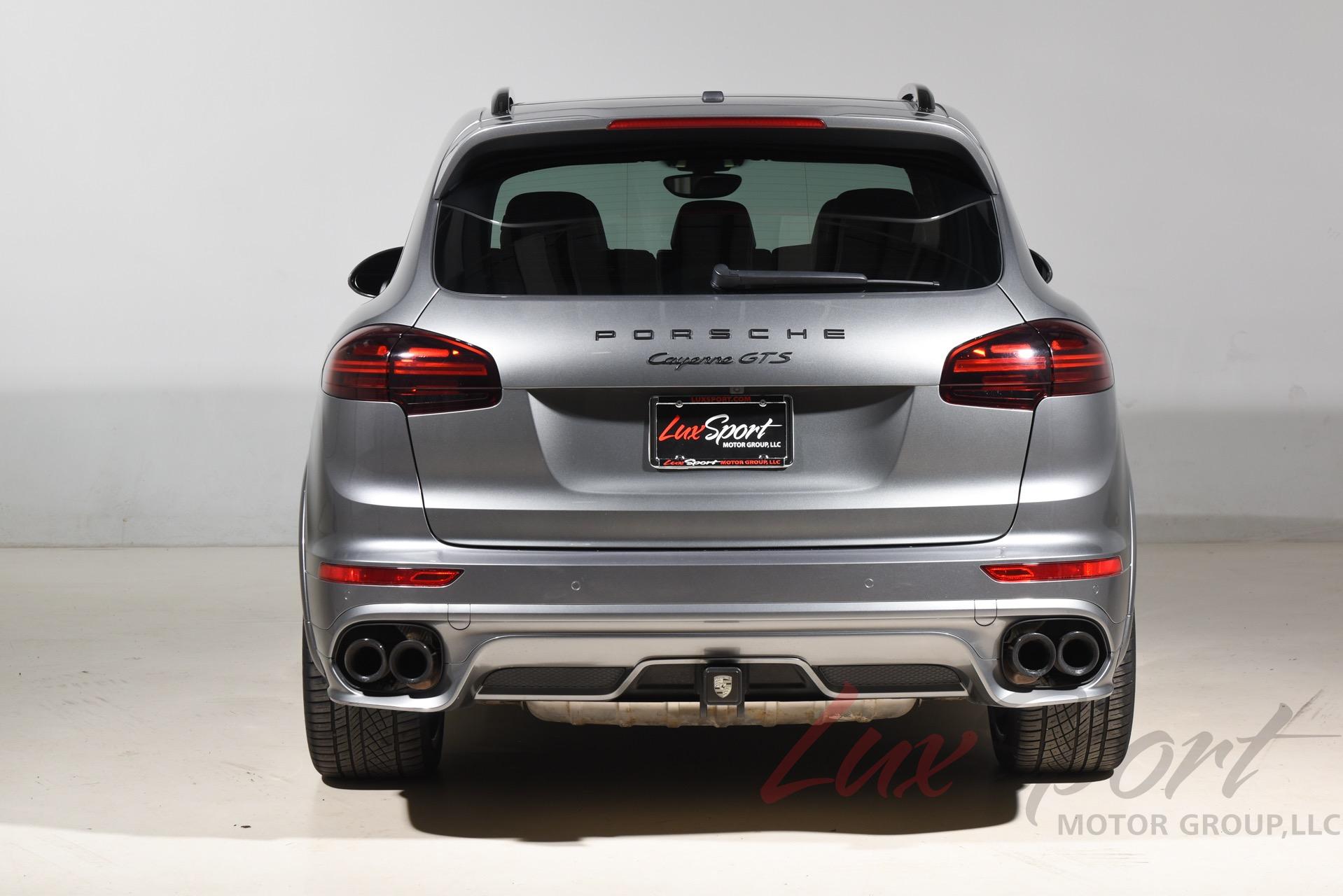 Rear Bumper Kit | PORSCHE CAYENNE TURBO 2016 Rear Bumper Kit | PORSCHE CAYENNE TURBO 2016