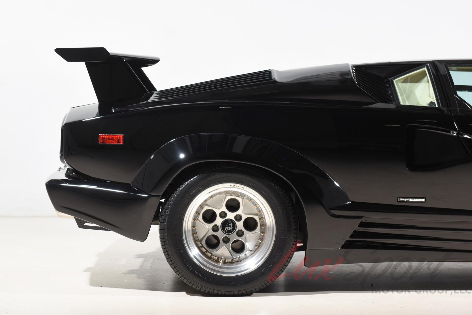 Lot 1646 1989 CHEVROLET K5 BLAZER CUSTOM SUV | Barrett-Jackson
