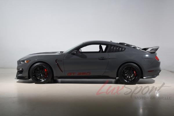 Used 2018 Ford Mustang Shelby GT350 | Woodbury, NY