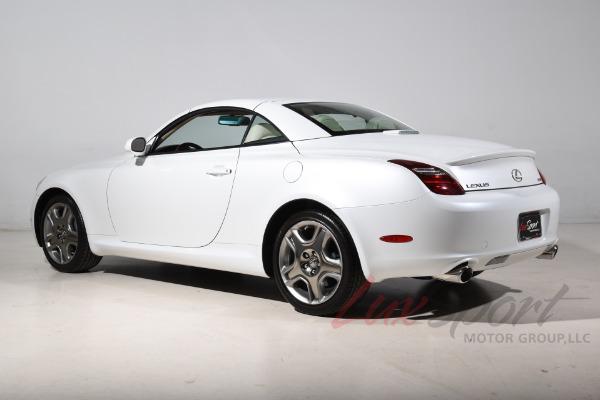 Used 2007 Lexus SC430  | Woodbury, NY