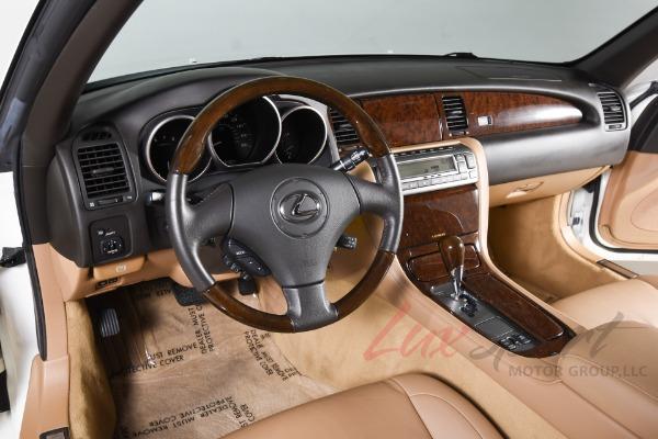 Used 2006 Lexus SC 430  | Woodbury, NY