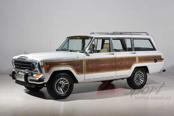 Used 1989 Jeep Grand Wagoneer  | Woodbury, NY