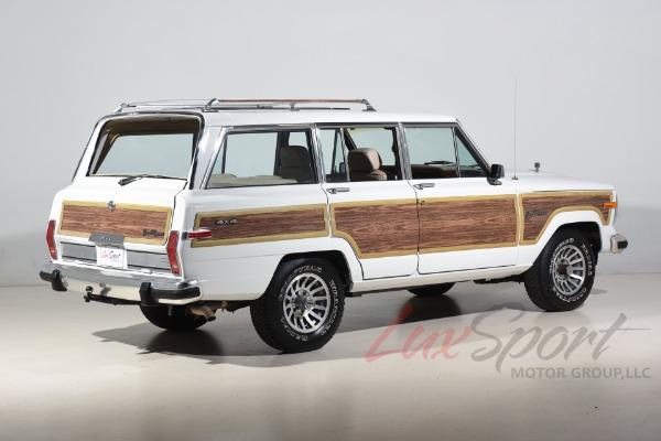 Used 1989 Jeep Grand Wagoneer  | Woodbury, NY