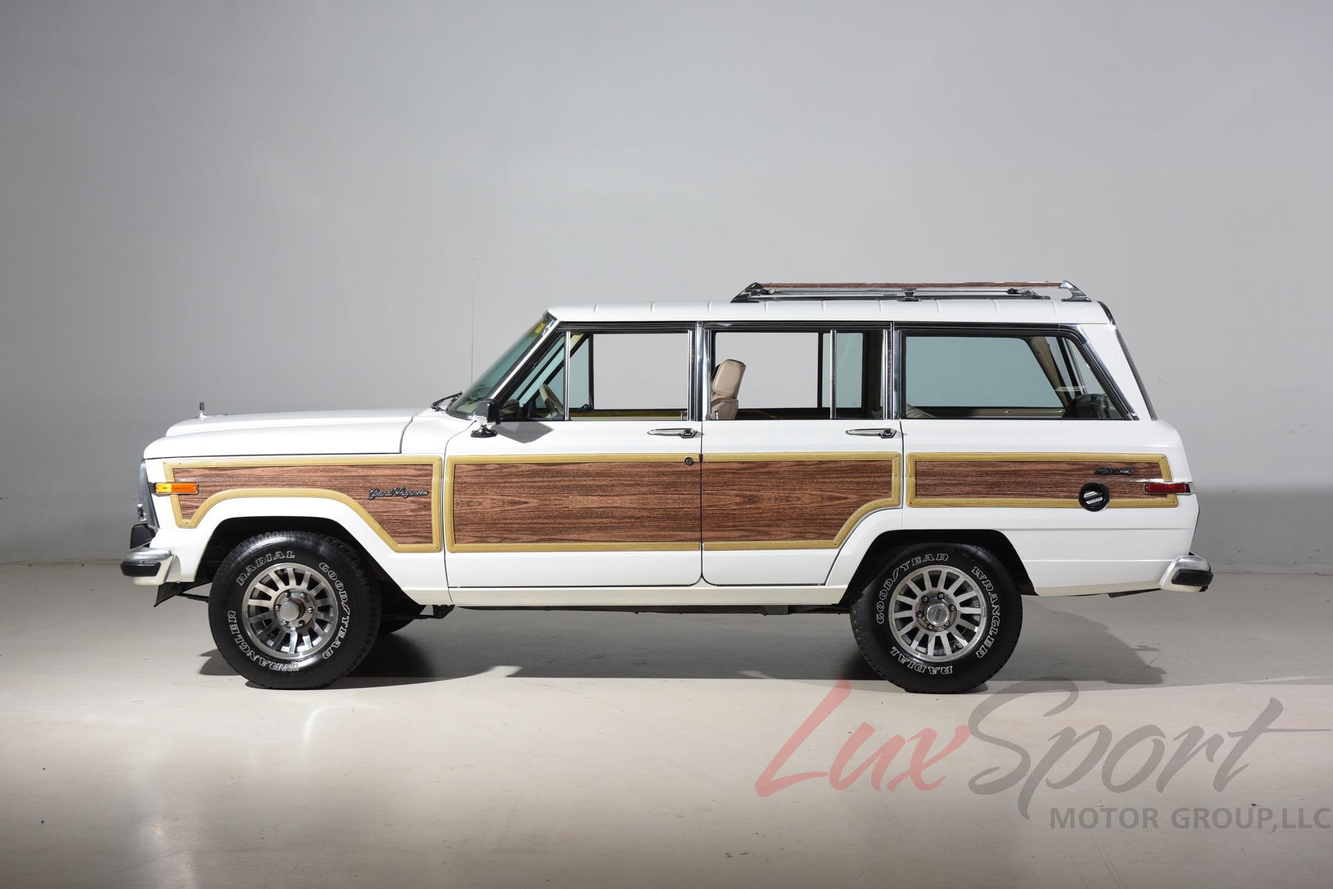 1989 Jeep Grand Wagoneer Stock # 1989245 for sale near