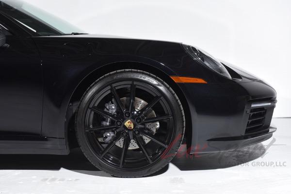 Used 2022 Porsche 911 Carrera 4 | Woodbury, NY