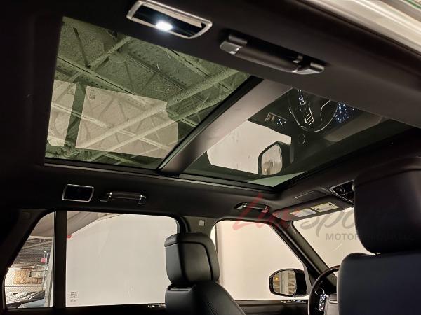 Used 2020 Land Rover Range Rover  | Plainview, NY