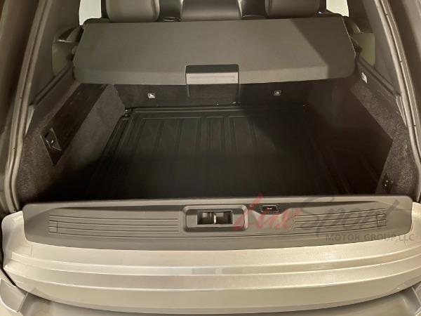 Used 2020 Land Rover Range Rover  | Plainview, NY