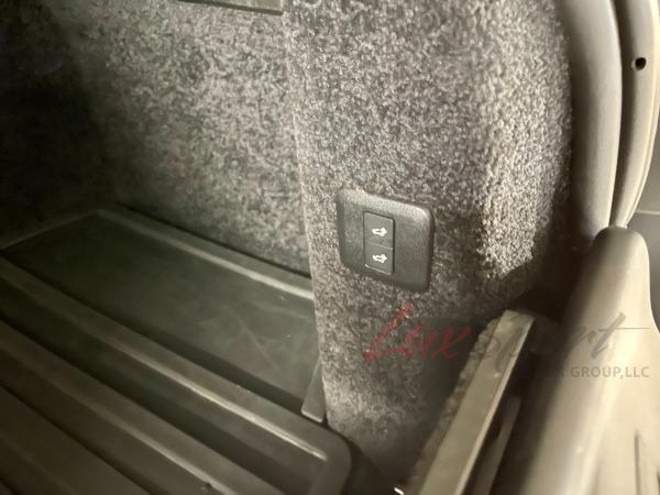 Used 2020 Land Rover Range Rover  | Plainview, NY