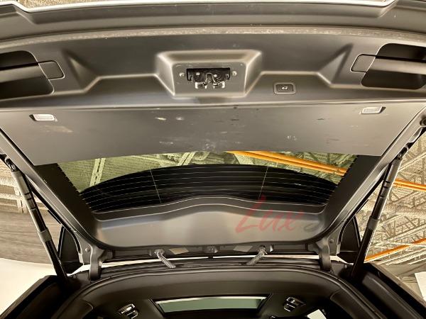 Used 2020 Land Rover Range Rover  | Plainview, NY