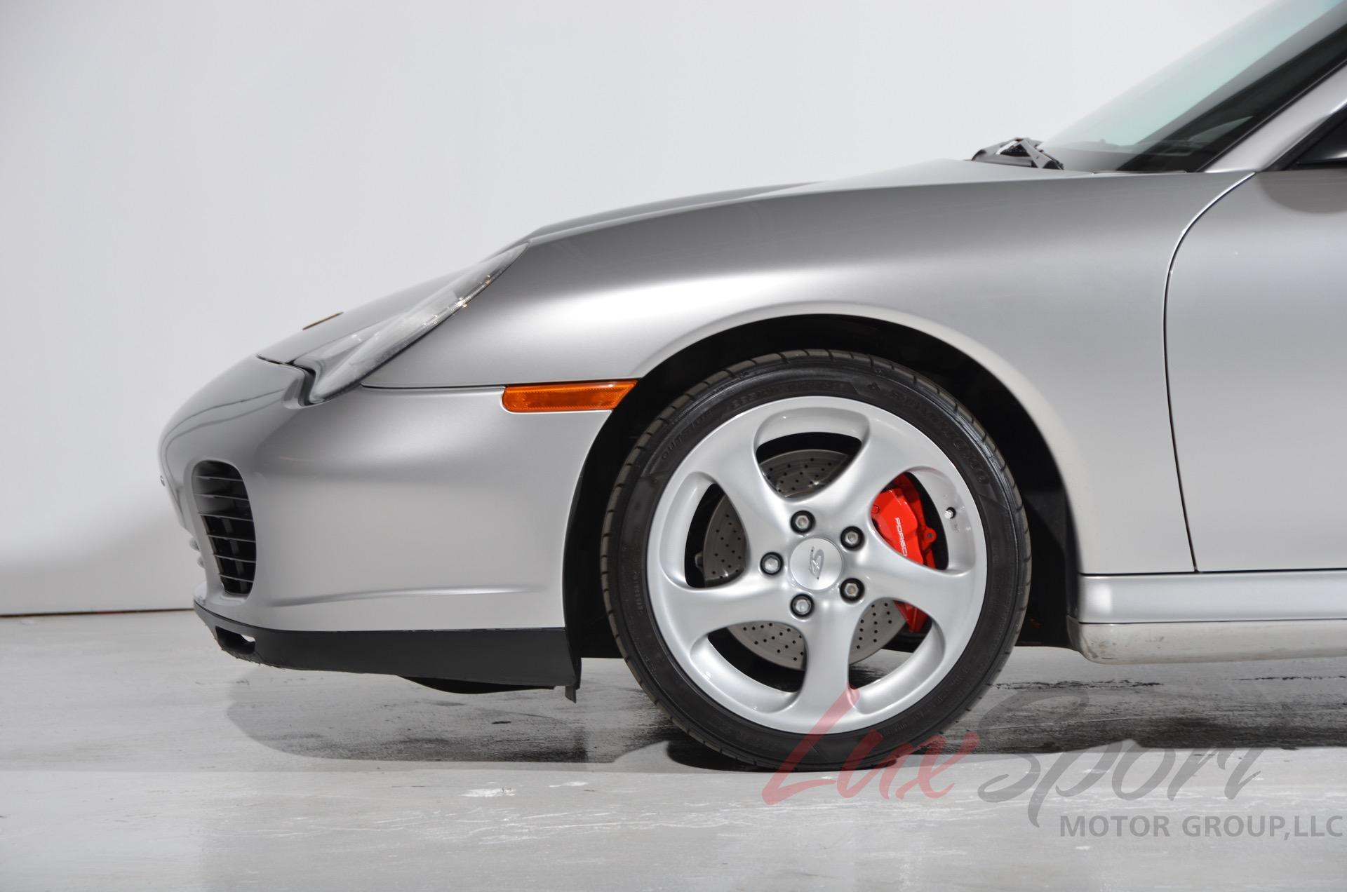 Used 2004 Porsche 911 Carrera 4S | Plainview, NY