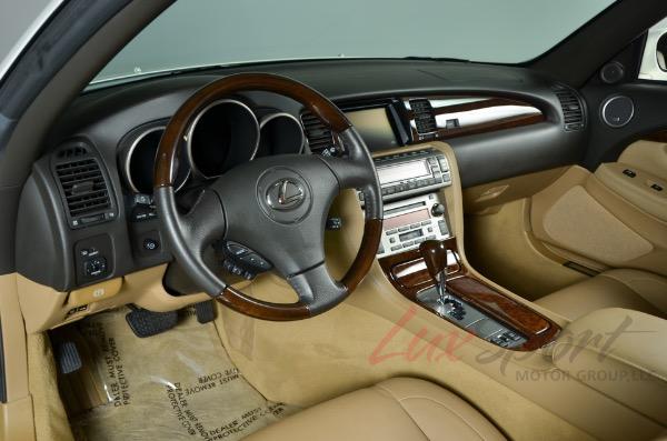 Used 2006 Lexus SC 430  | Plainview, NY