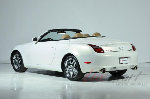 Used 2006 Lexus SC 430  | Woodbury, NY